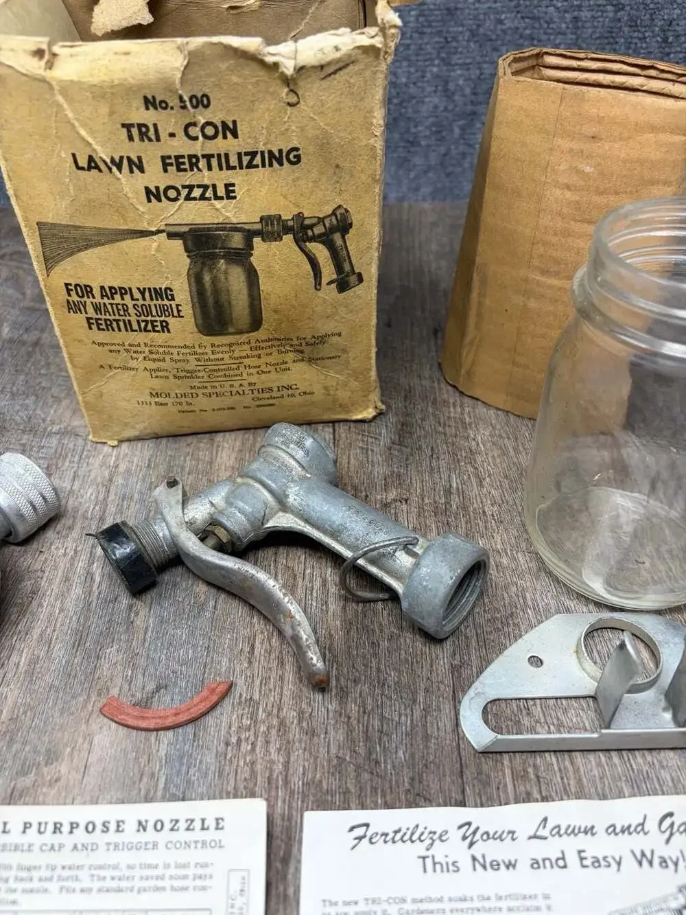 Vintage Tri-Con No. 500 Lawn Fertilizing Nozzle Sprayer Kit - glass bottle kit